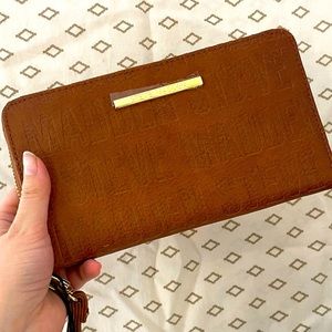 *nwt* Steve Madden Cognac Zip Around Wallet Wristlet